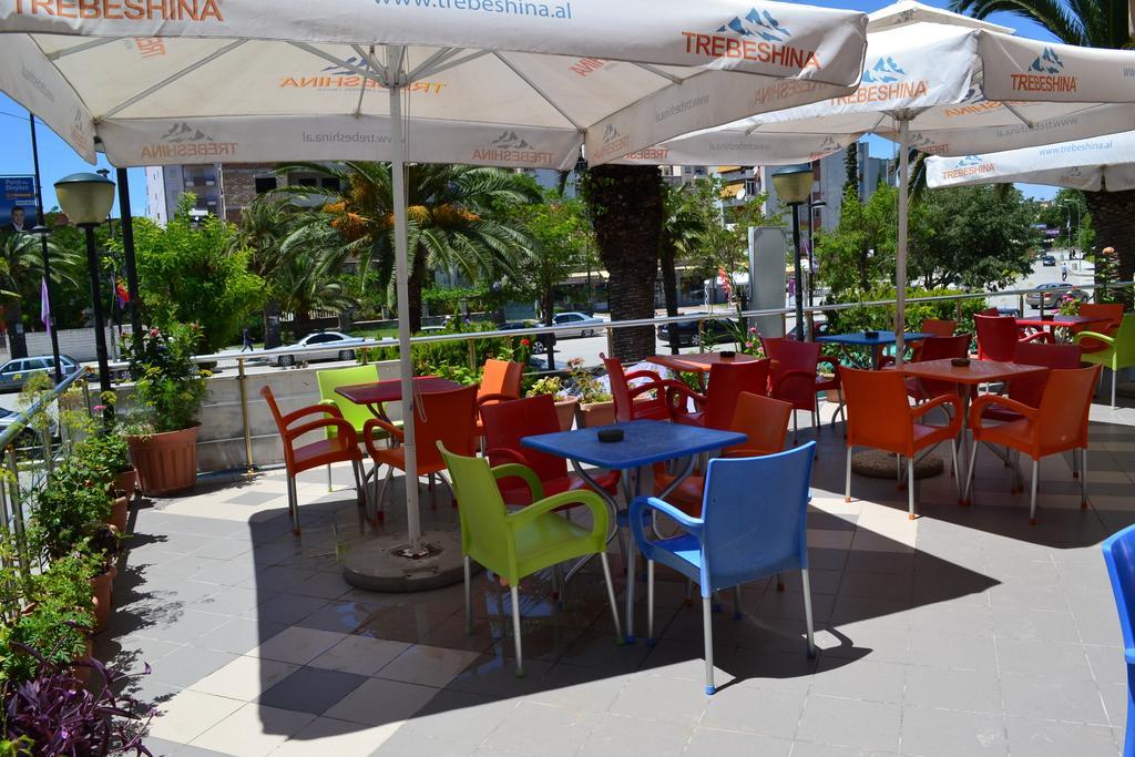 Hotel Alpine Vlorë Екстериор снимка